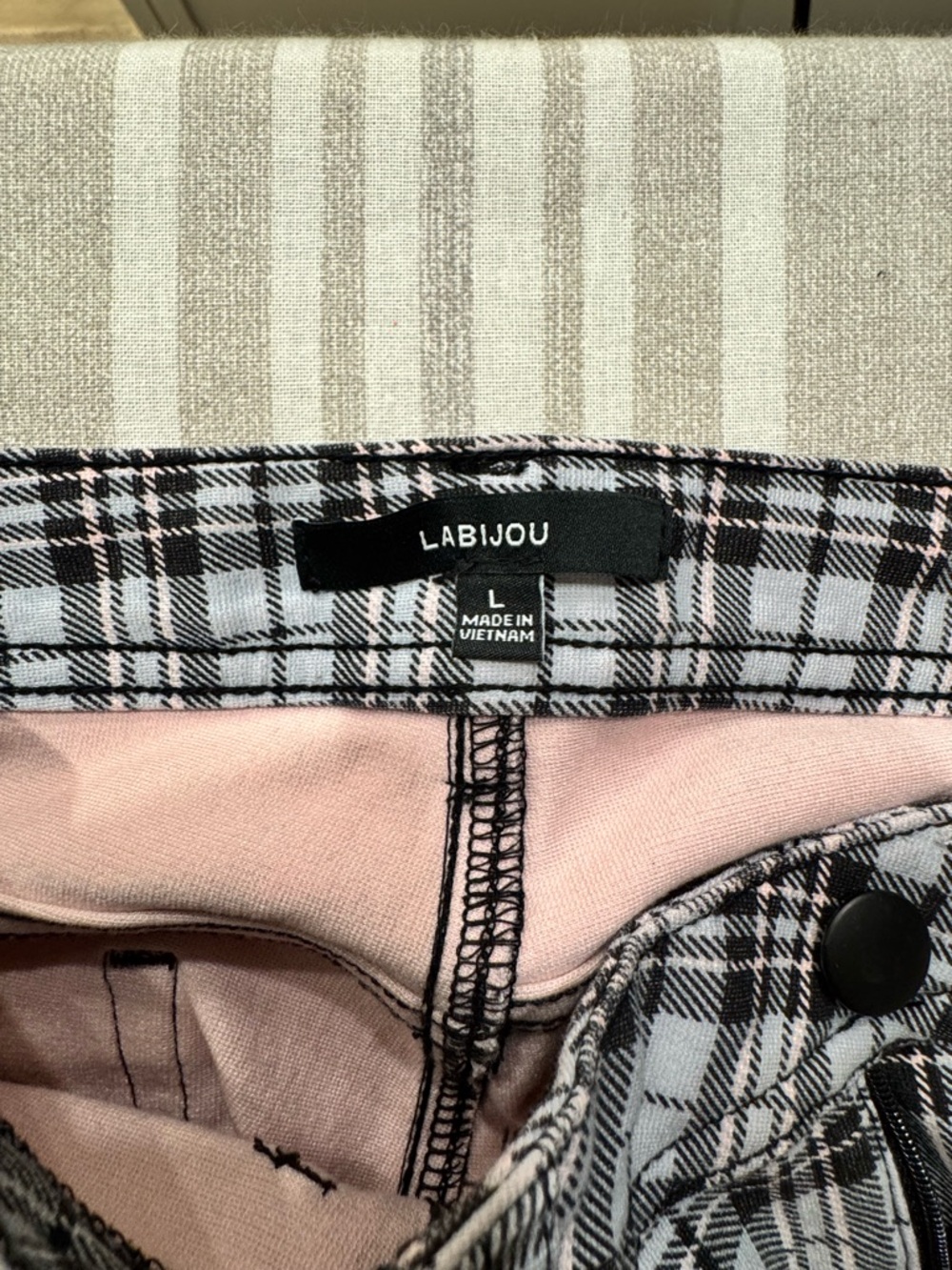Plaid Ankle Pants - Black & White - Picture 4 of 5